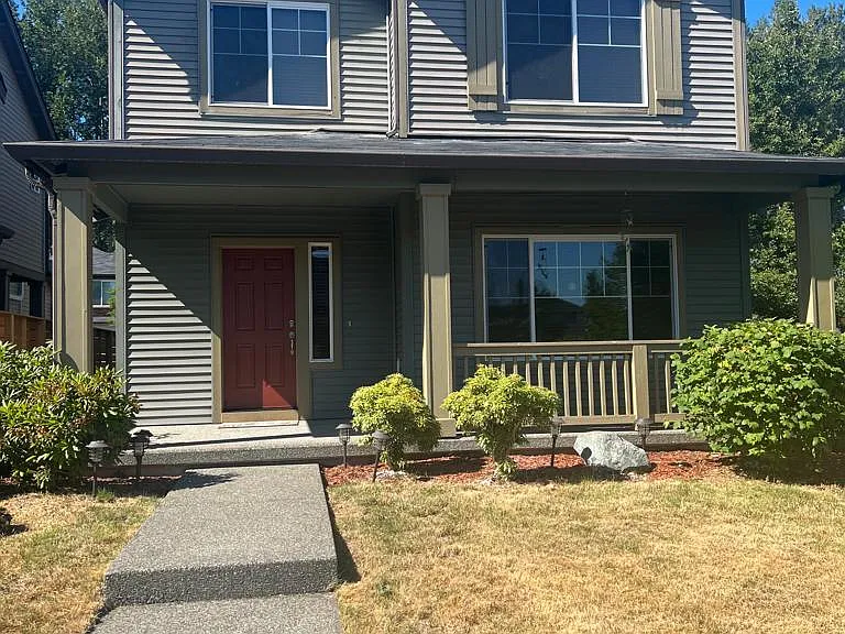 996 43rd Ct NE — Photo 2