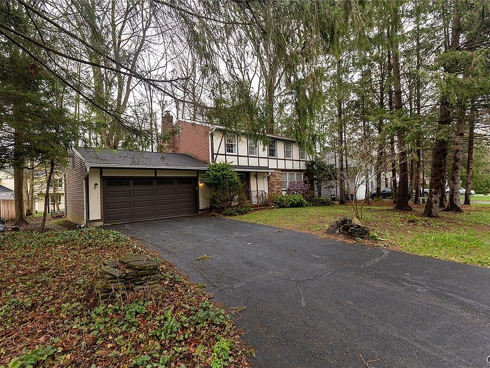 1st image of 22 Endora Dr