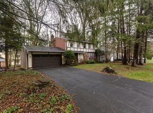 22 Endora Dr, Baldwinsville, NY 13027