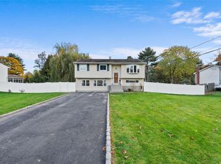 256 Commercial Blvd, Brentwood, NY 11717
