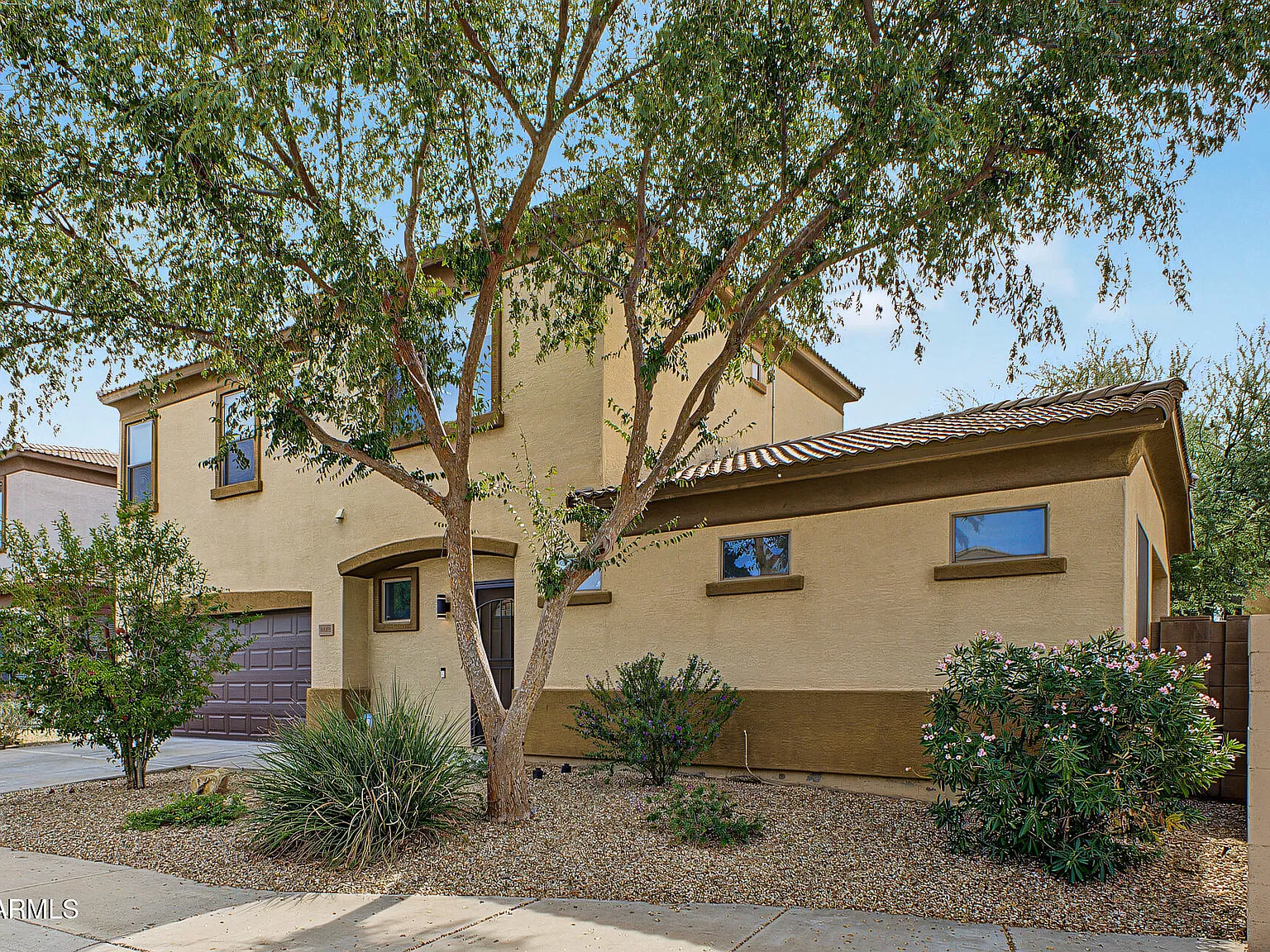 3 bed, 2.5 bath, 1522 sqft, $2,200 — Photo 3