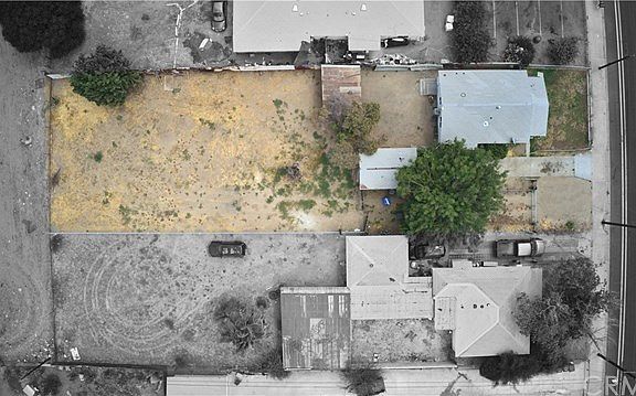 2nd image of 25574 E 9th St