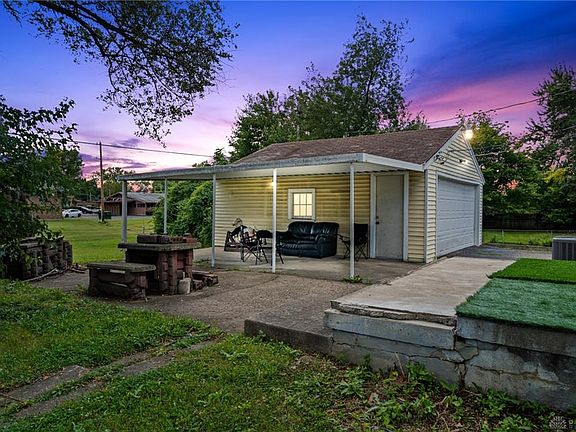 2nd image of 3624 W Siebenthaler Ave