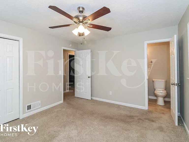 1020 Tanglewood Trl — Photo 10