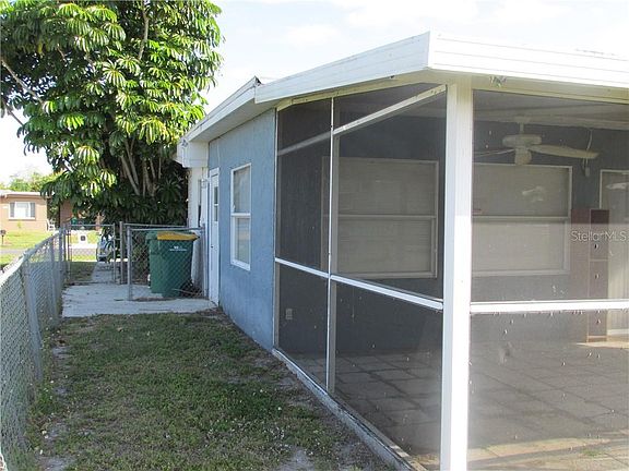 4th image of 21495 Mallory Ave