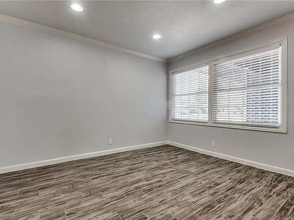 5th image of 3229 High Vista Dr