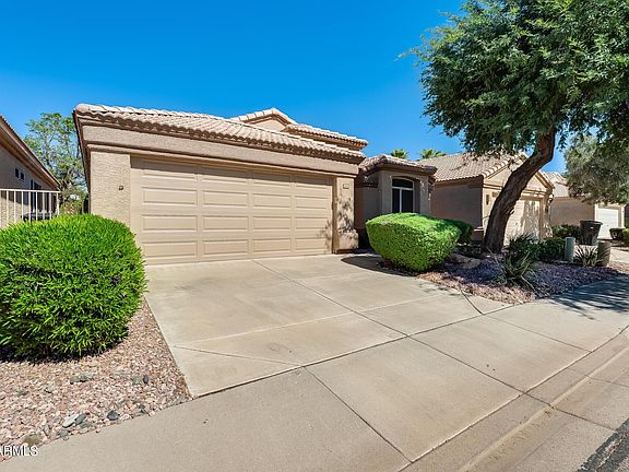 2nd image of 13952 W Paiute Trl