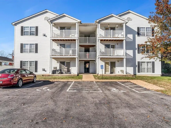 101 Towne Square Ct APT G, Eureka, MO 63025