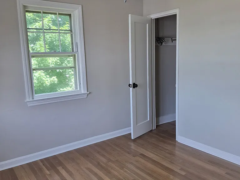 70 E 6th St #2 — Photo 19