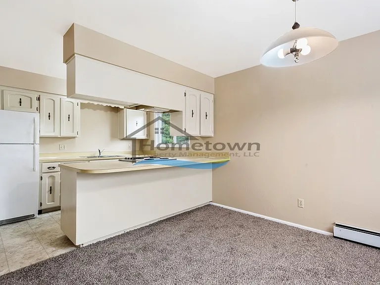 2432 & 2433 E Stowe Ct — Photo 27