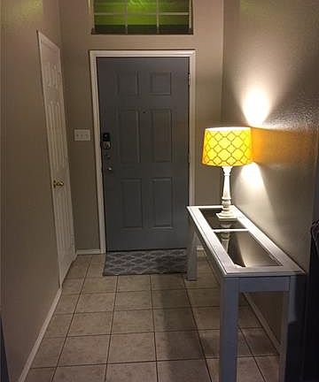 2nd image of 940 Joshua Dr