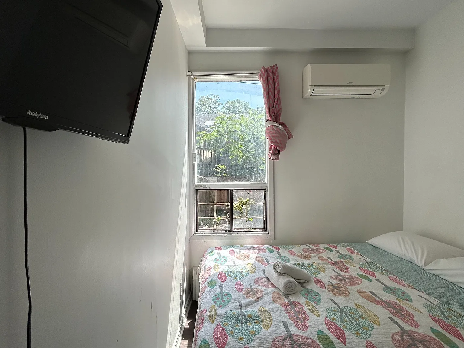 1 bed, $949 — Photo 4