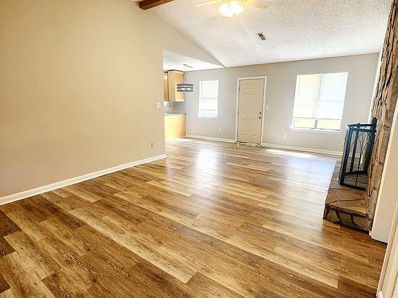 2nd image of 9712 Wallwood Dr SE