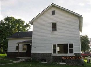 636 N Walnut St, Minonk, IL 61760