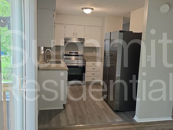 3rd image of 19300 E Salisbury Rd