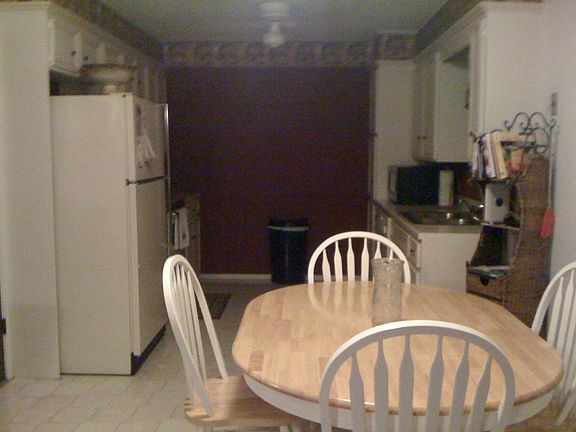 4th image of 2241 Brenda Ln