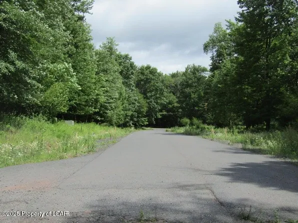 Buffalo St, White Haven, PA 18661