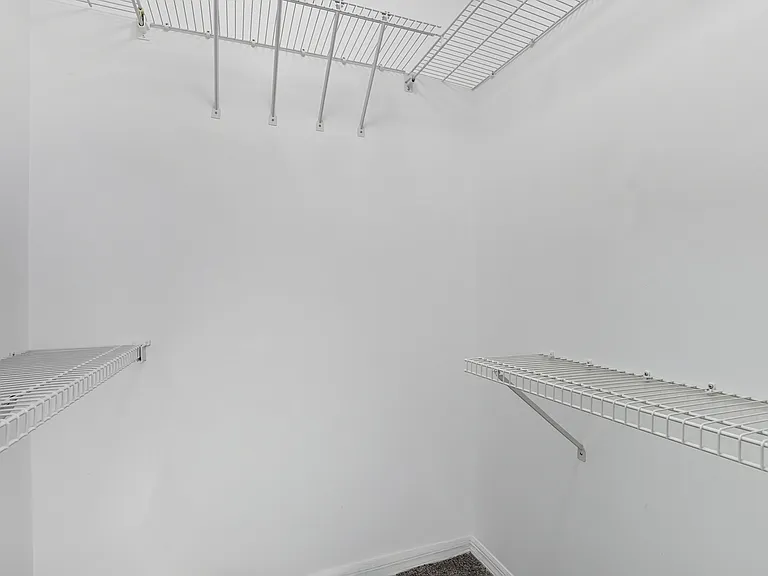 5361 Treetops Dr — Photo 10