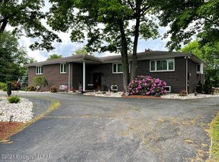 303 Eugene Ave, Beaver Meadows, PA 18216