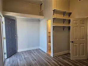 221 Commerce St #D — Photo 8