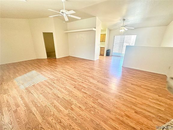 3rd image of 3325 W Ocotillo Rd