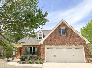 663 Deer Run Rd, Auburn, AL 36832