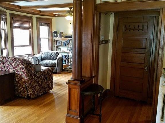 5th image of 110 Brockton Ave