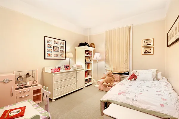 Sold by Corcoran | media 14