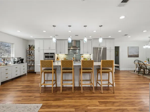 1811 Park Hill Dr, Arlington, TX 76012