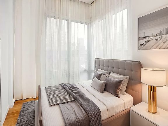 5th image of 310 W 52nd St APT 6B
