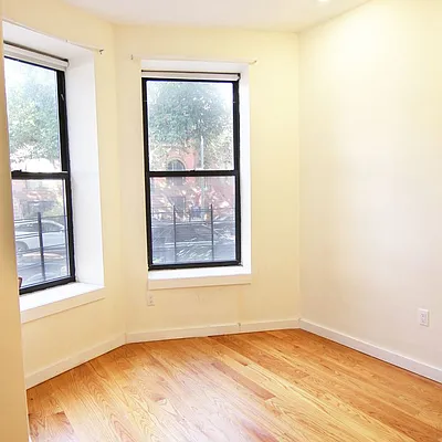 Rented by Nooklyn NYC LLC | media 19