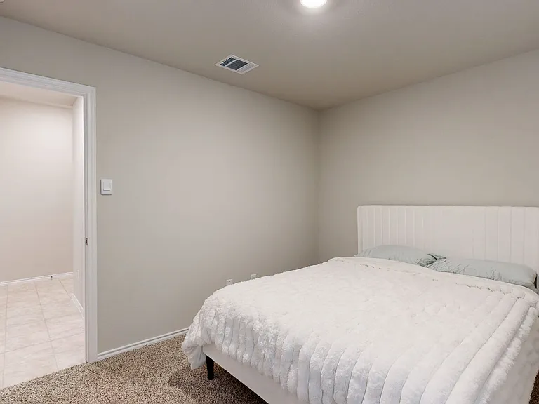 1212 Rolling Thunder Dr — Photo 26
