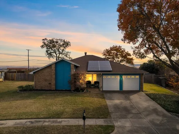 3432 Vine Rdg, Bedford, TX 76021