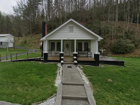 997 Fairview Rd, Hampton, TN 37658