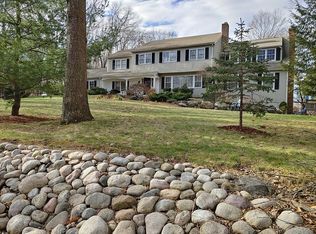 41 Old Wagon Rd, Wilton, CT 06897