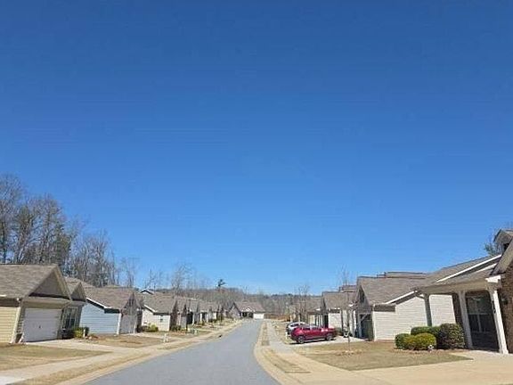 4th image of 158 Rolling Hills Pl