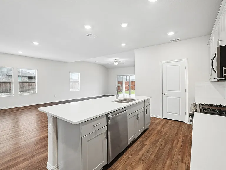 2232 Sun Star Dr — Photo 11
