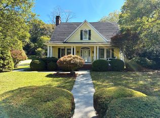 7420 Sam Snead Hwy S, Hot Springs, VA 24445