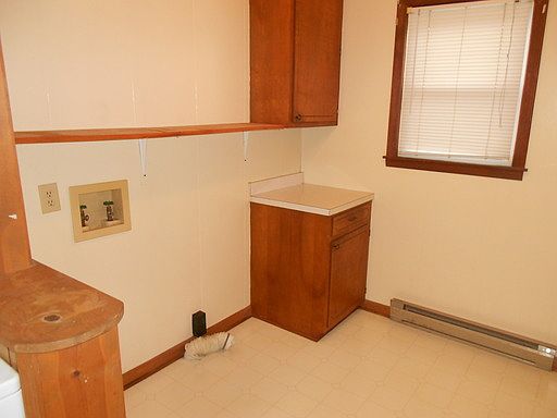2nd image of 1307 Cypress St
