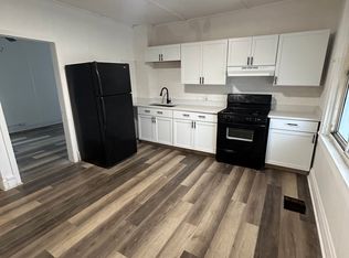 408 E 144th St #1, Dolton, IL 60419