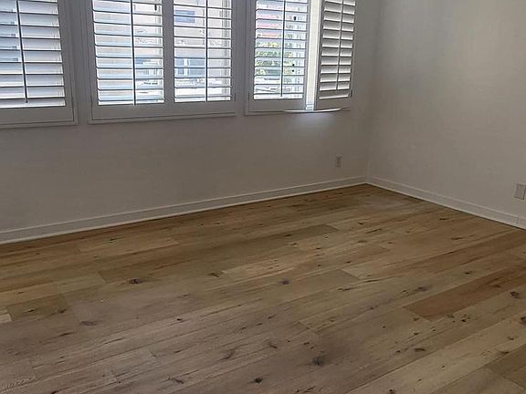 4th image of 312 S Elm Dr APT 5