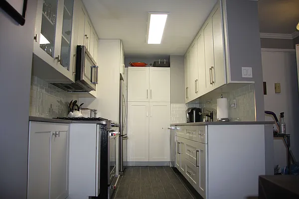 Rented by Marcus & Millichap Real Estate Investment Services Inc | media 34