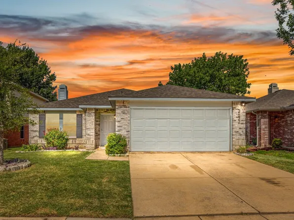 2632 Peach Dr, Little Elm, TX 75068