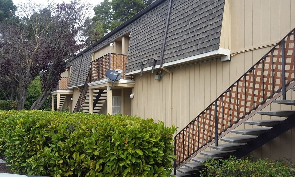 1st image of 1459 N Camino Alto APT 103