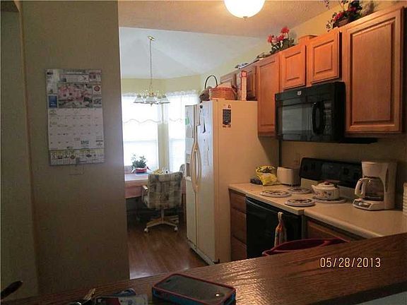 4th image of 8540 Bison Woods Ct
