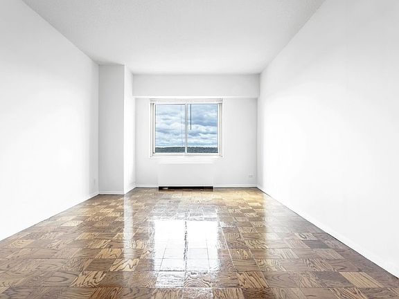 5th image of 2600 Netherland Ave APT 2118