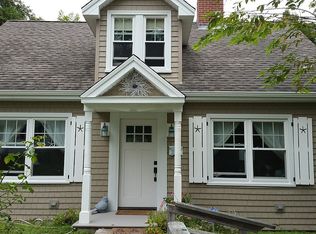 35 Cape Cod Ave, Plymouth, MA 02360