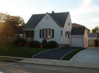 812 W Elm St, Linden, NJ 07036