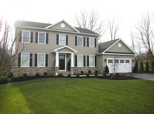 7180 Hogan Ave, Lima, NY 14485