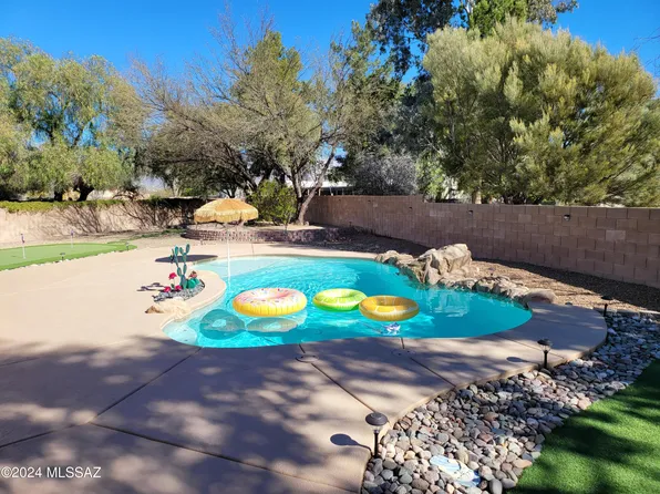 1782 N Sandstone Ridge Dr, Tucson, AZ 85715
